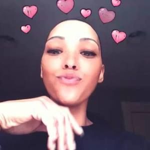 Meet your Posher, Caryn